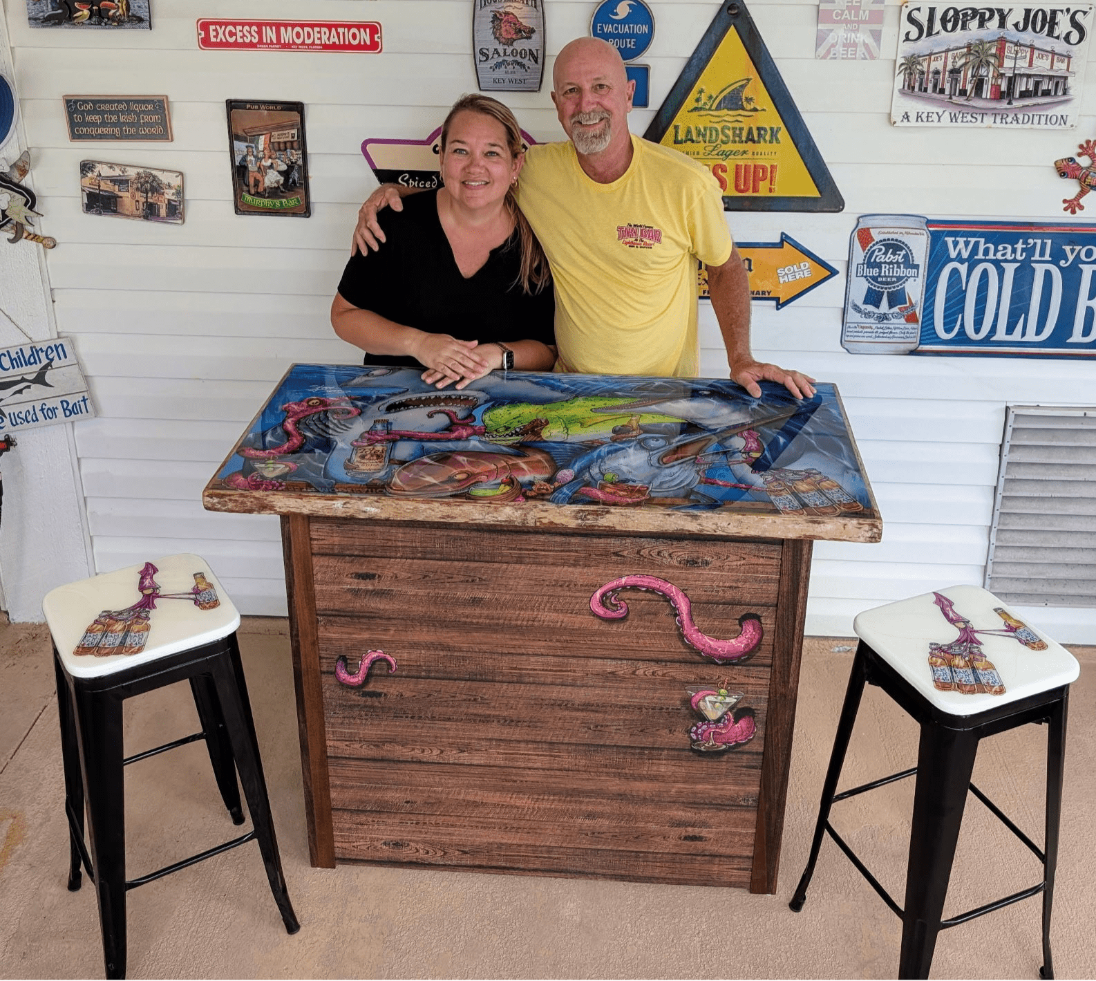 "Cheers Too" Bar Set