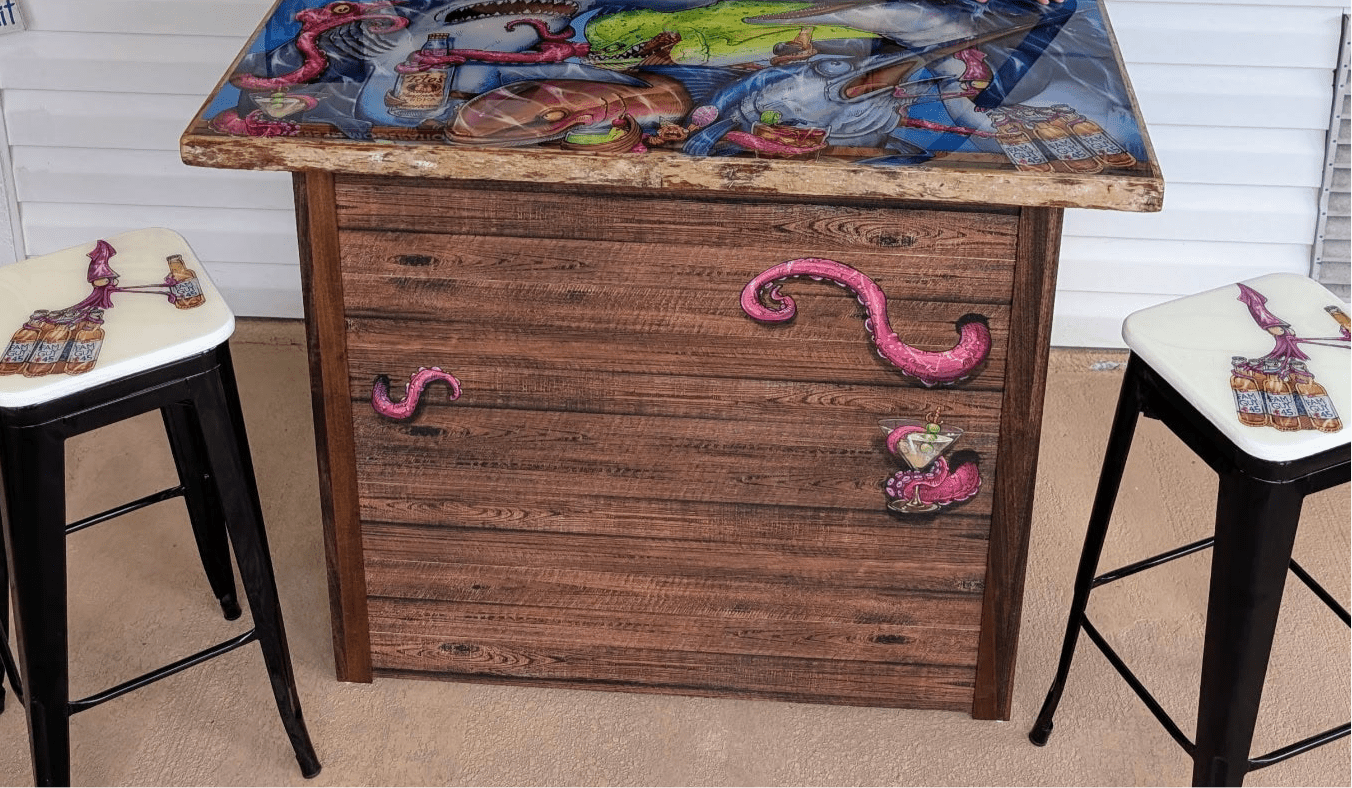 "Cheers Too" Bar Set